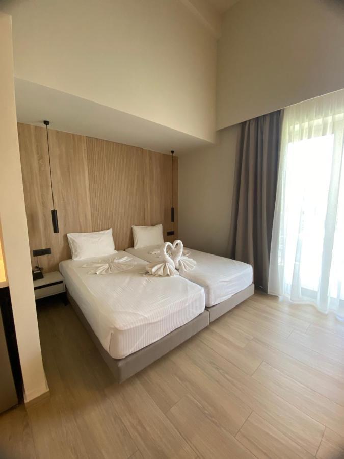 Barbie Hotel Apartments Ялисос Екстериор снимка